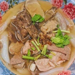 ก๋วยจั๊บน้ำใส