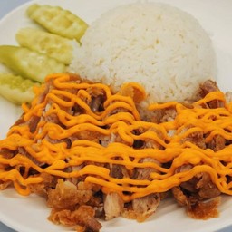 ข้าวไก่ทอดซอสชีส