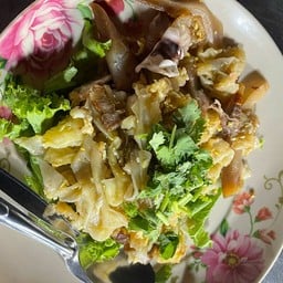 ก๋วยเตี๋ยวคั่วไก่เยาวราช & อาหารตามสั่ง