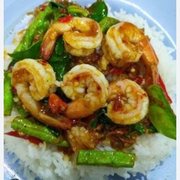 พริกแกงกุ้งราดข้าว