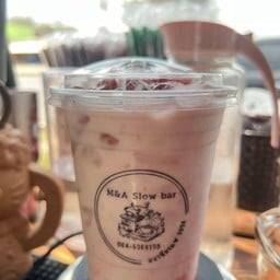 M&A Slow Bar กาแฟสดริมทาง
