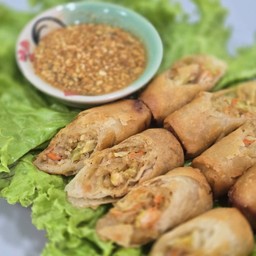 ปอเปี๊ยะผัก 🥬(6 ชิ้น)