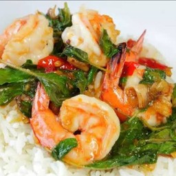 ข้าวราดกระเพรากุ้ง