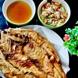 ปลากะพงทอดน้ำปลา