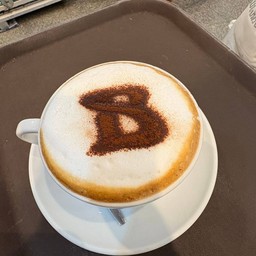 คาปูชิโน่ร้อน