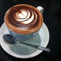 Taryn Tara Cafe & Stay