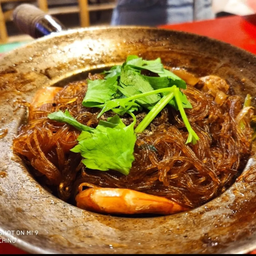 กุ้งอบวุ้นเส้นน