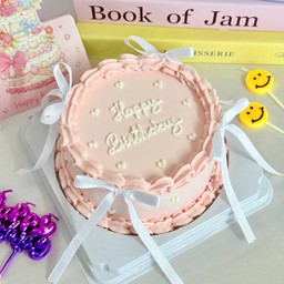 White Bow Cake