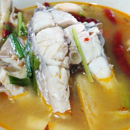 ต้มยำปลากระพง