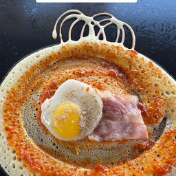 โตเกียวพริกเผาเบคอนไข่ดาว