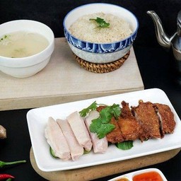 ข้าวมันไก่ต้ม+ไก่ทอด