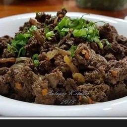 ลาบเนื้อดิบคั่วสุก
