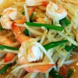 ผัดถั่วงอกกุ้งสด  กับข้าว