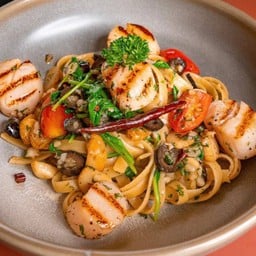 Fettuccine Scallop A.O.P