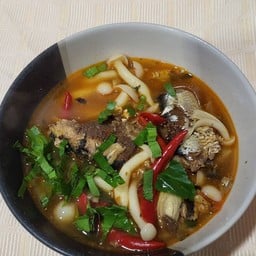 ต้มยำปลากะป๋อง(มีชามให้)