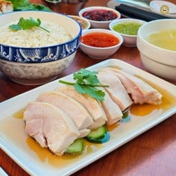 เจินห่าวชือ ข้าวมันไก่สิงคโปร์ หมูแดงฮ่องกง,หมูกรอบ พระราม2