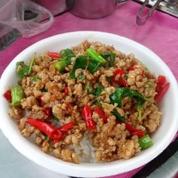 ร้านตามสั่งแม่จอก