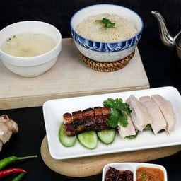 ข้าวมันไก่ต้ม+หมูแดง