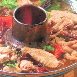 ต้มเป็ดหม้อไฟ