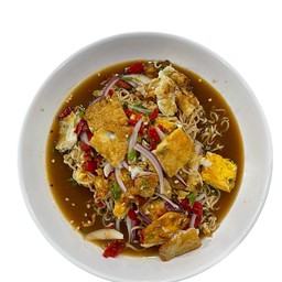 ยำมาม่าไข่ดาว