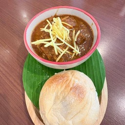 แกงฮังเลเนื้อหรือแกะ Hunglei lamb or beef and roll