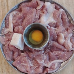 ชุดหมูนุ่มล้วน เลิฟเวอร์ ชุดเล็ก พร้อมชุดผัก