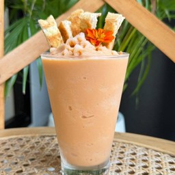 ชาไทยสมูตตี้ปังกรอบ