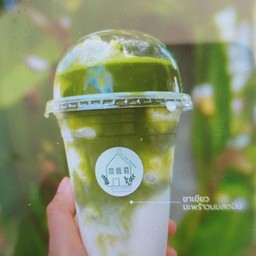 มะพร้าวนมสดปั้นชาเขียว