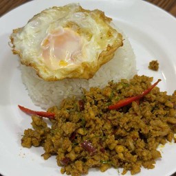 กล่องข้าวตามสั่ง