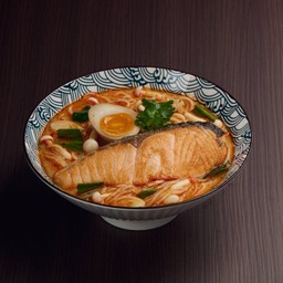 ราเมนต้มยำแซลมอน