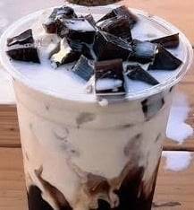 เฉาก๊วยนมสด (แก้ว22oz)