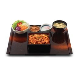 เซตข้าวหน้าหมูผัดเผ็ดซอสญี่ปุ่น