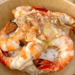 ข้าวกุ้งแกะทะเล