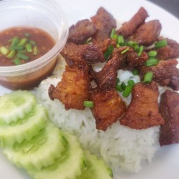 ข้าวหมูสามชั้นทอด