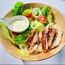 สลัดสเต็กไก่ย่าง