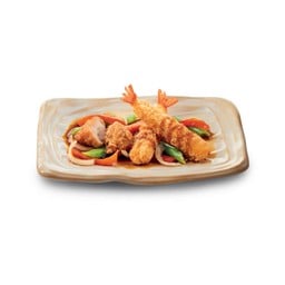 กุ้งและไก่ซอสสามรส