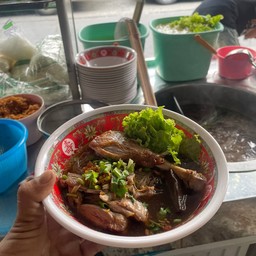 เส้นหมี่เป็ด