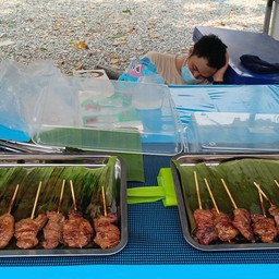 ข้าวเหนียว5หมูปิ้ง10