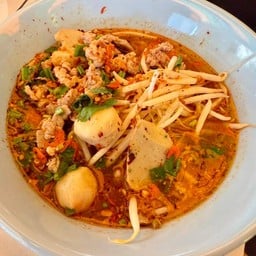 ก๋วยเตี๋ยวต้มยำโบราณนายแม่
