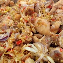 ข้าวแกงนายปิ่นโต สาขาปั๊มบางจาก ถนนบรมราชชนนี