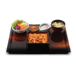 เซตข้าวหน้าเนื้อผัดเผ็ดซอสญี่ปุ่น