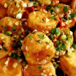 เต้าหู้ไข่ทอดคั่วพริกเกลือ ราดข้าว