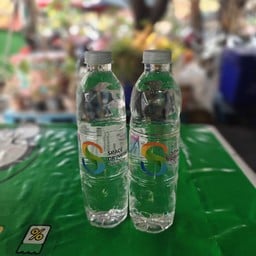 น้ำเปล่า  ขวดละ