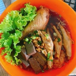 ก๋วยเตี๋ยว ครกทอง น้ำพริกครกทอง
