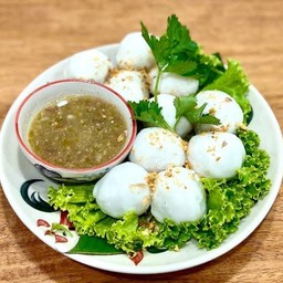 ลูกชิ้นปลาลวกจิ้ม