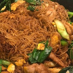 หมี่ขาวผัดซีอิ๊ว