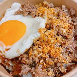 ข้าวหมูสับกระเทียม