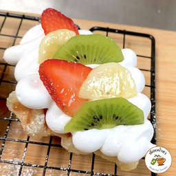 ครอฟเฟิล ผลไม้รวม