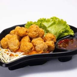 ลูกชิ้นกุ้งทอด