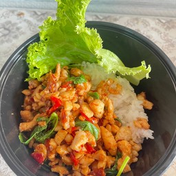 กระเพราไก่